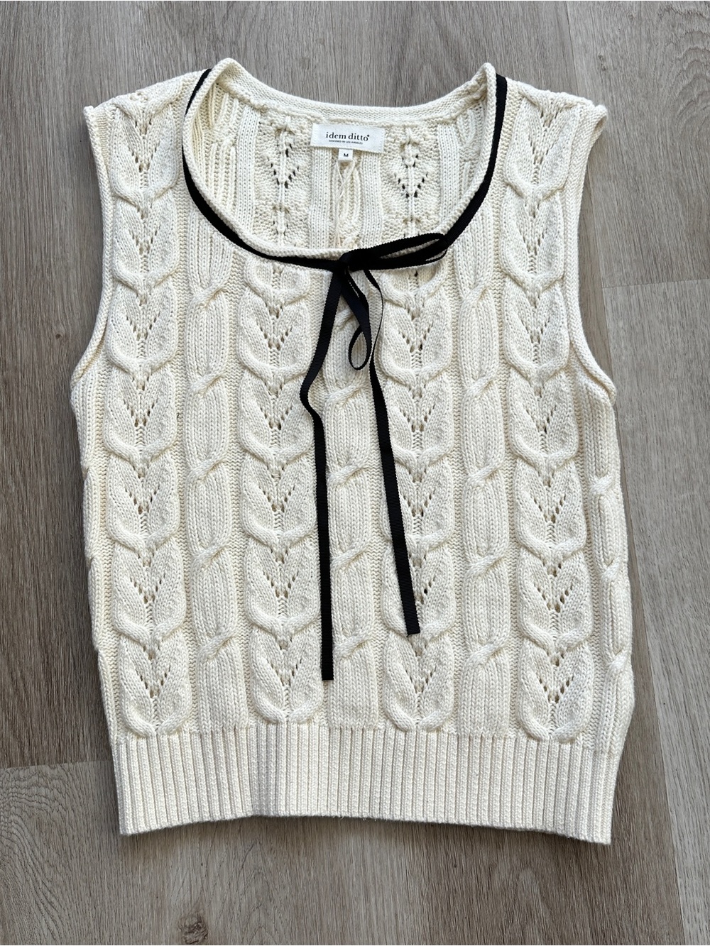 NWT Idem Ditto Ivory Cable Knit Sweater Vest Black Velvet Bow M